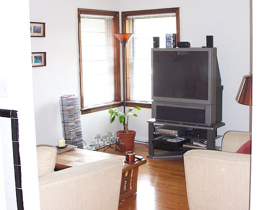 5th image of 6313 Sutherland Ave #1E