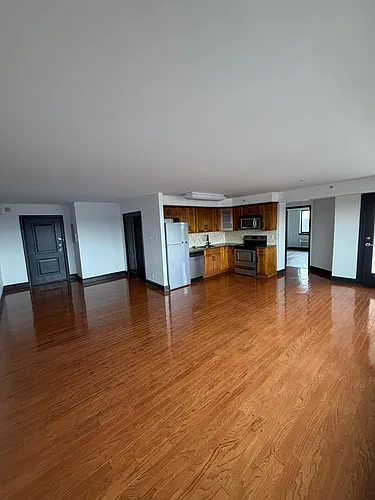 60 Parkway Dr E #10D Photo 1