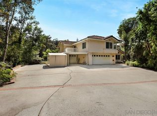 115 Alta Mesa Dr, Vista, CA 92084