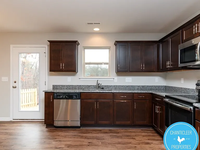 1423 Tamarino Dr — Photo 4