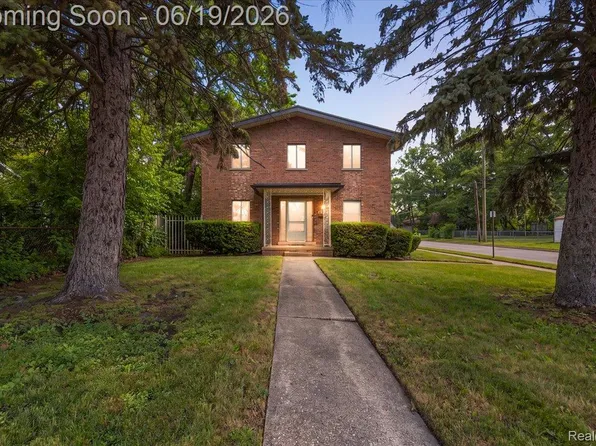 1631 E Elza Ave, Hazel Park, MI 48030