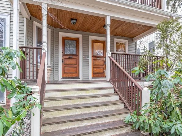 236 Concord Ave #2, Cambridge, MA 02138