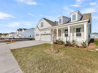 2 Cherrywood Dr, Summerville, SC 29483