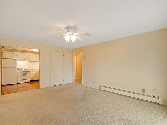 3rd image of 645 W Lowell Ave Unit 24