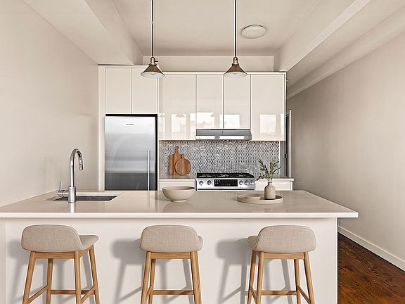 4th image of 305 Cooper St #Penthouse