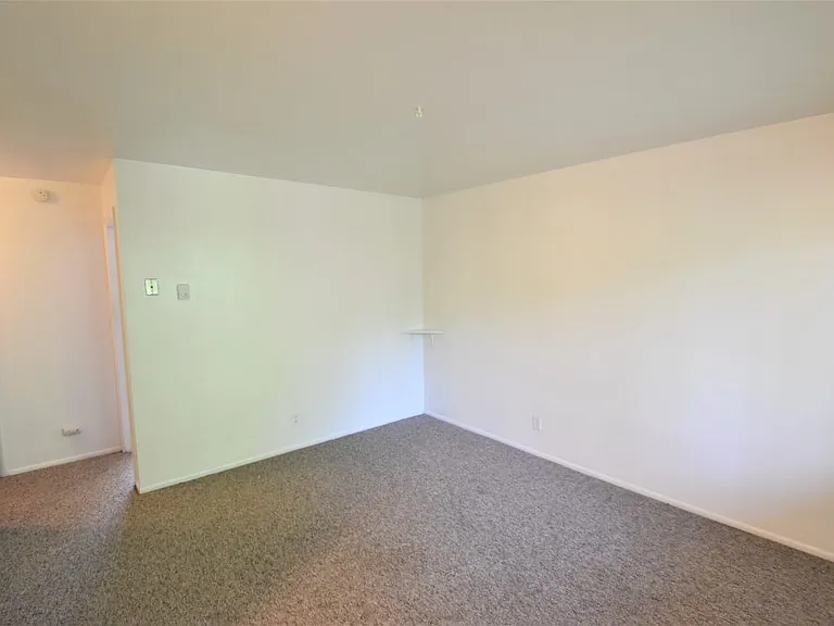 3150 Madison Ave #7 — Photo 5