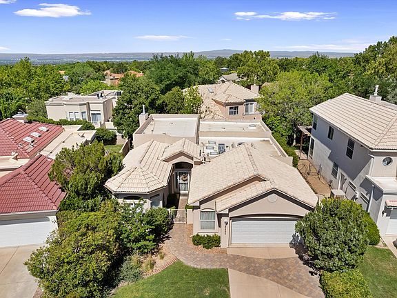 2nd image of 6405 Glen Oak NE