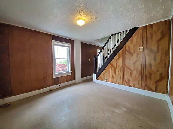 4th image of 104 South Ave