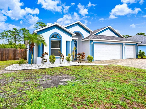 3996 Foothill Dr, Titusville, FL 32796