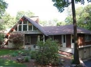 16 Brush Hill Rd, Kinnelon, NJ 07405