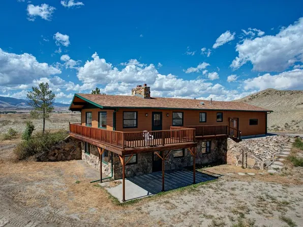 37 North Ridge Drive, Cody, WY 82414