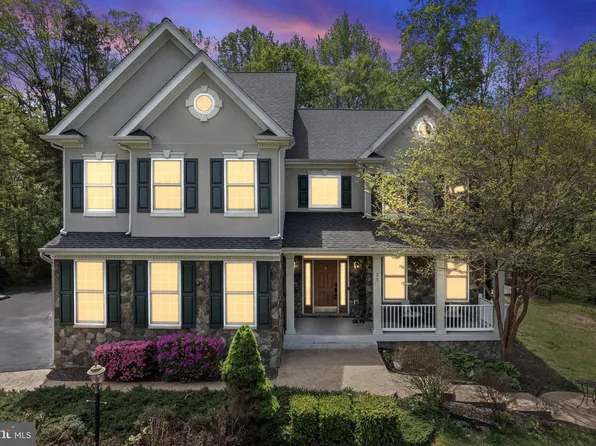 25 Gibson Dr, Fredericksburg, VA 22406