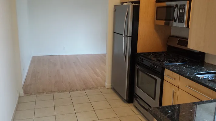 Rented by Urban Realty NYC | media 20