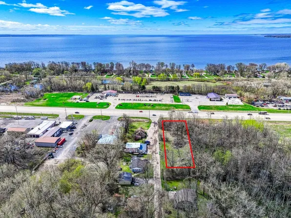 N8811 State Highway 10 #&-114, Menasha, WI 54952