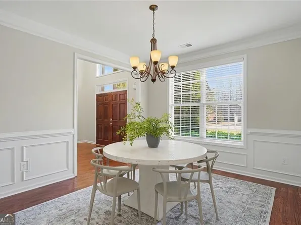 5270 Estates Dr, Atlanta, GA 30349