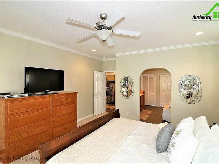 14270 Quail Springs Rd — Photo 27
