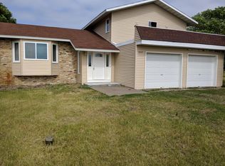 7459 Quaday Ave NE, Otsego, MN 55330