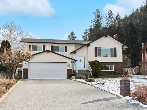 1269 Marlyn Ct, West Kelowna, BC V1Z 3A5