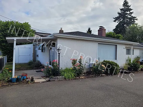 3408-3412 SE 67th Ave Photo 1