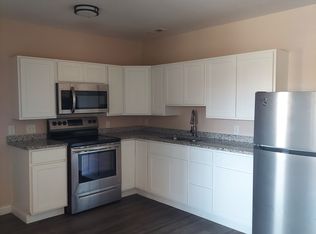 50 Westwood Dr #13, Gallipolis, OH 45631