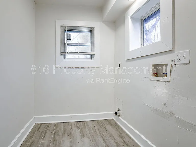4109 Monroe Ave — Photo 10