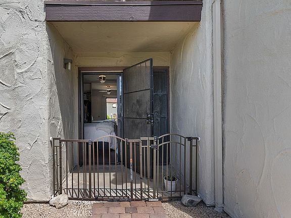 4th image of 9643 Spyglass Ave Unit 39