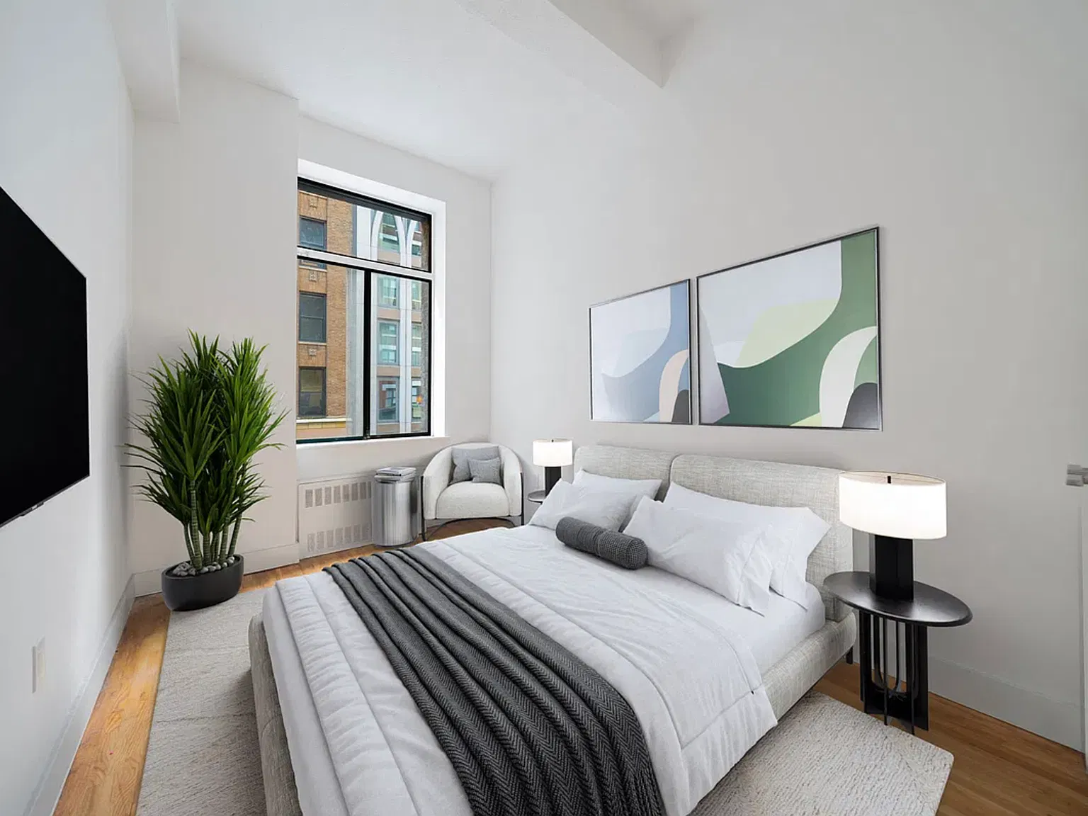 31 East 31st Street — Photo 2