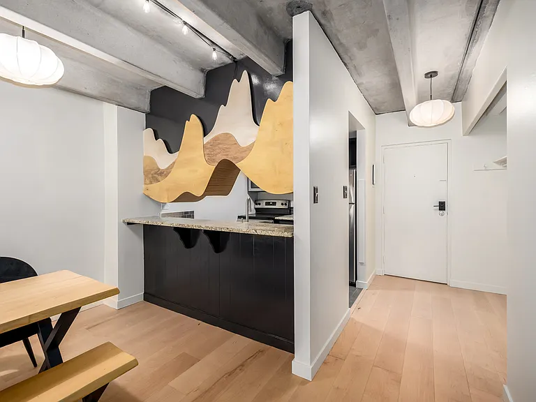 1265 Elizabeth St #305 — Photo 15