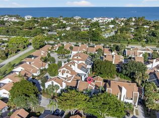 2190 Via Fuentes #2190, Vero Beach, FL 32963