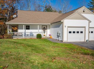 7 Sienna Ln, Windham, ME 04062