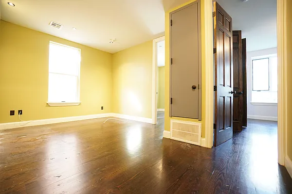 Rented by Lofts and Flats LLC | media 14