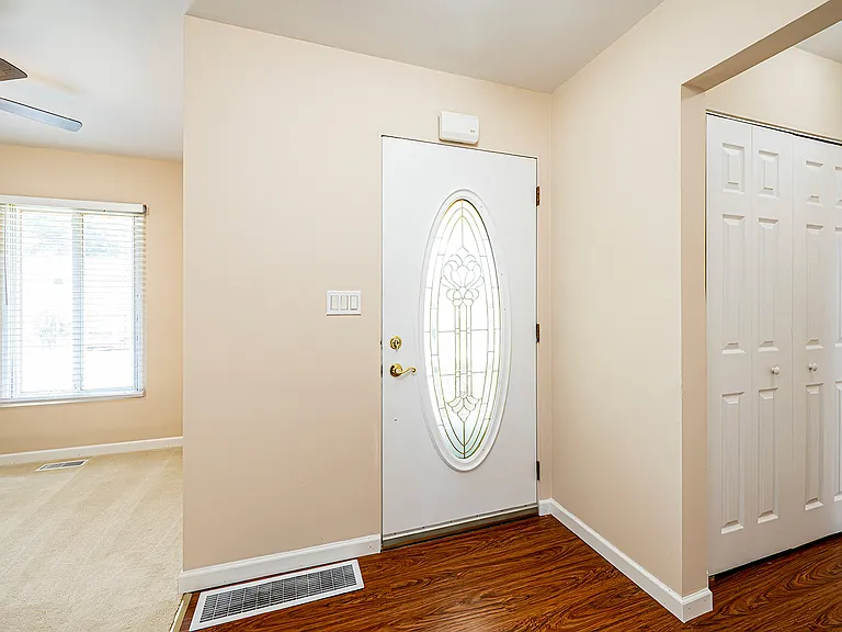 151 Edwin Dr — Photo 9