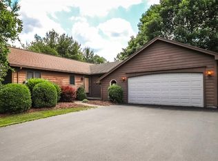 1067 Bright Stream Way, Webster, NY 14580