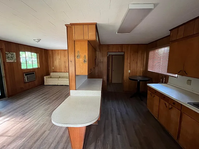 801 Douglas Ave — Photo 3
