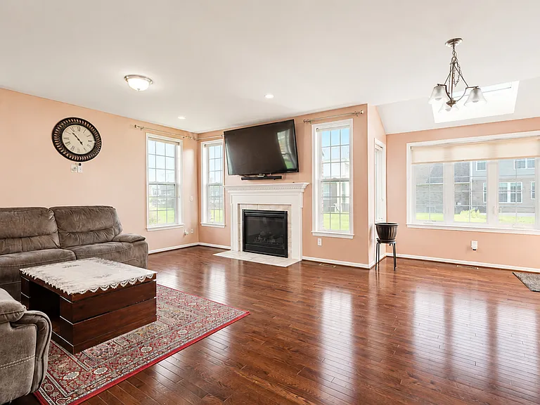 50873 Scarborough Rd — Photo 4