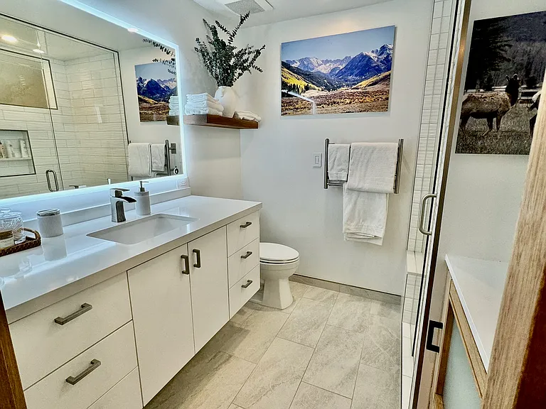 910 W Hallam St #9 — Photo 7