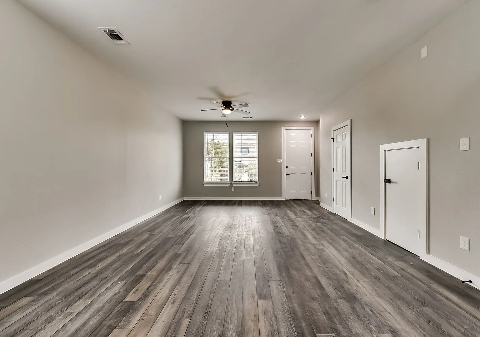 9108 Benevolent Court-Providence Village — Photo 4