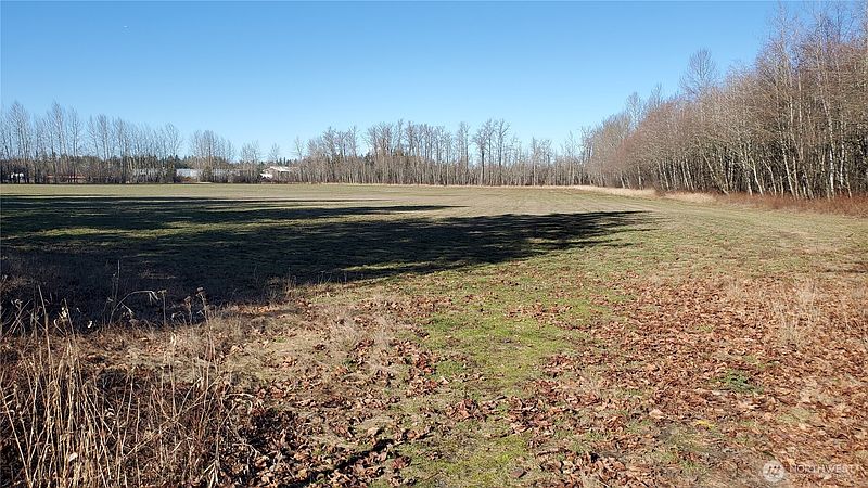 5th image of 2070 Grandview Road
