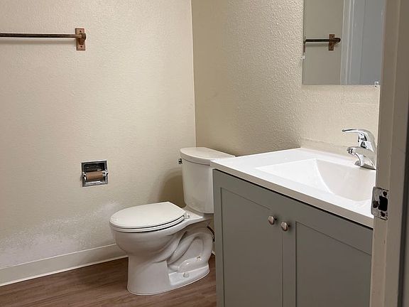 5th image of 2185 Janes Ct Unit A-f