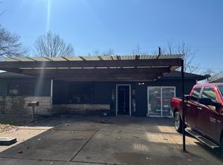 922 Elton St, Houston, TX 77034