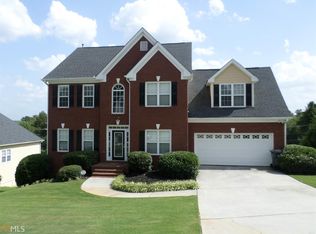 390 Georgian Hills Dr, Lawrenceville, GA