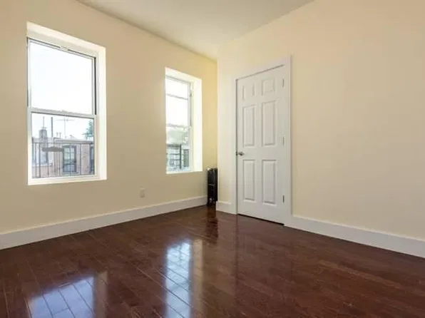 (undisclosed Address), Bronx, NY 10452