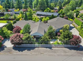 18737 63rd Ave NE, Kenmore, WA