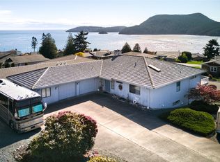 2701 Highland Dr, Anacortes, WA