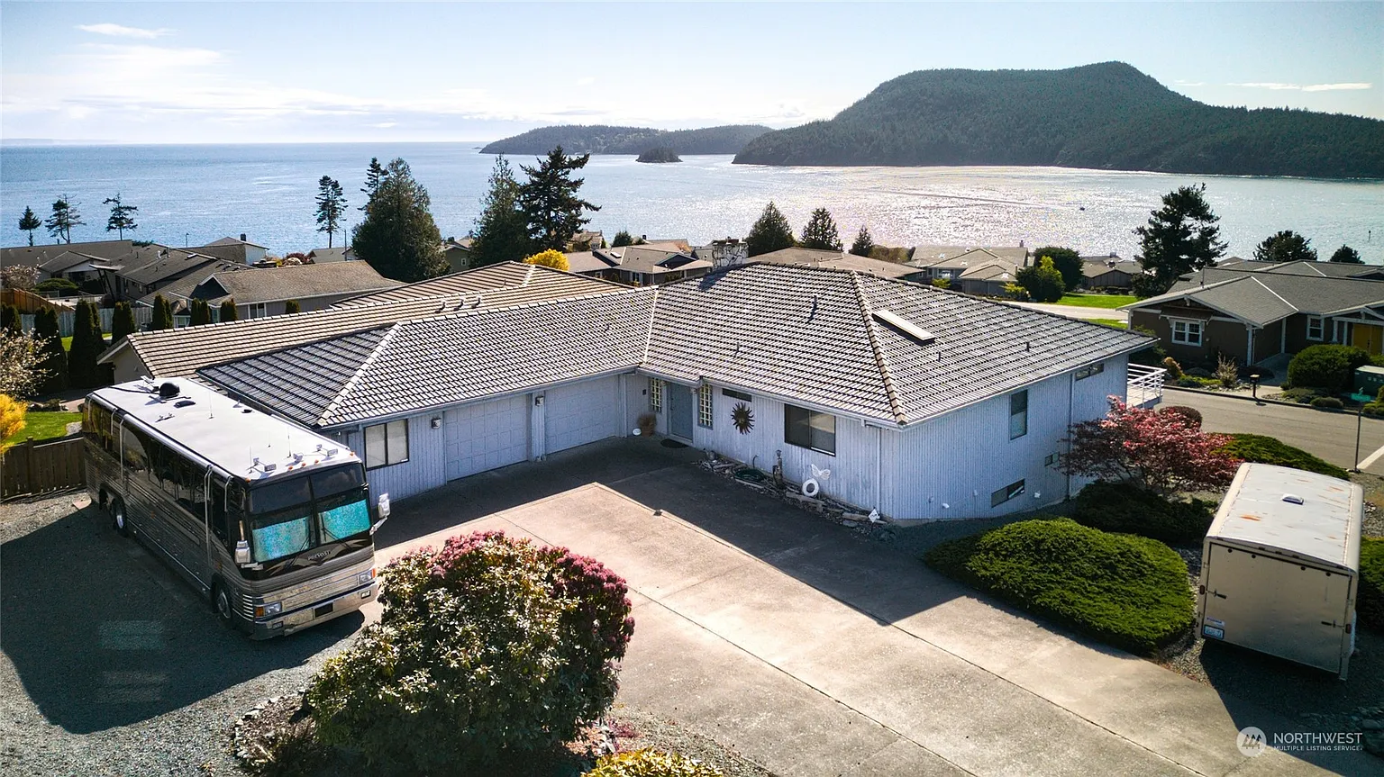 2701 Highland Drive photo 1