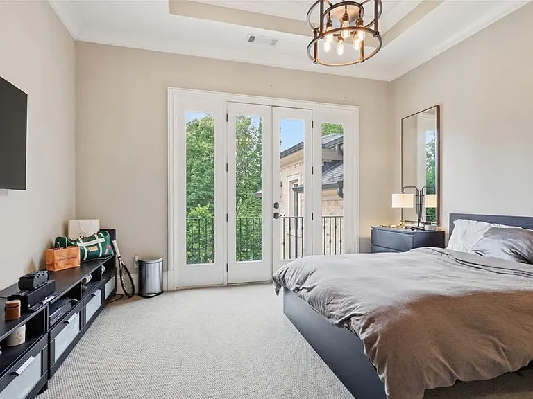 5965 Riverside Dr — Photo 9