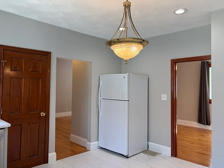 1 Oak Grove Ct — Photo 13