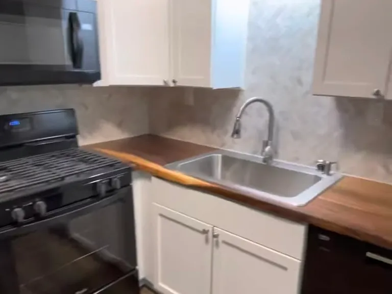 319 S Evaline St #1 — Photo 8