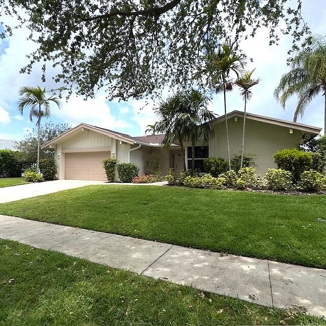 1st image of 2585 NW 31st Street