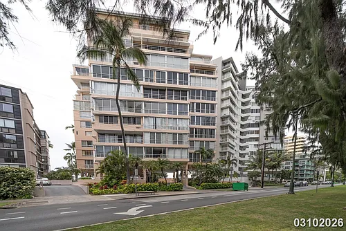 2979 Kalakaua Ave #204 Photo 1